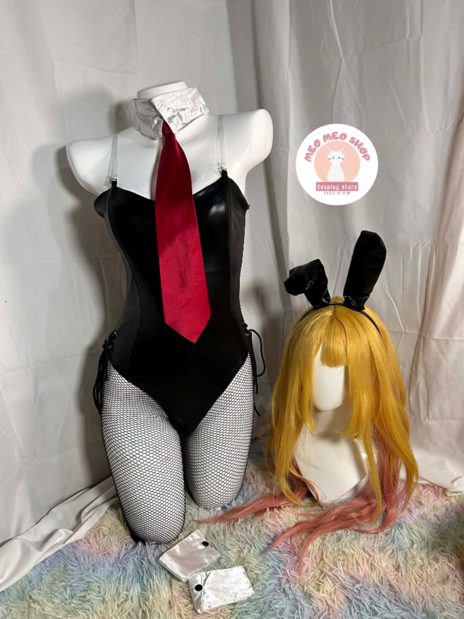 Ảnh cosplay bunny tại shop
